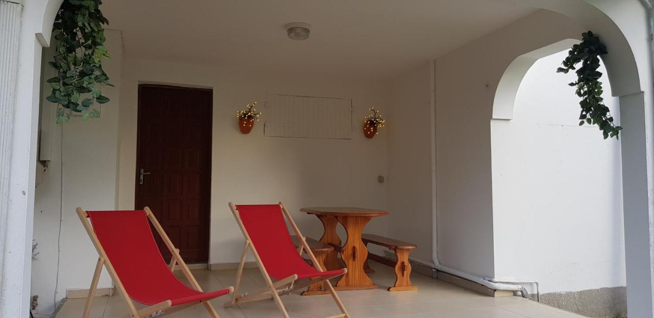 Ti-Wait Apartamento Sainte-Anne  Exterior foto